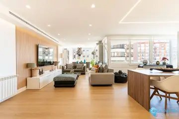 4 bedroom Apartment for Sale in Málaga Centro-34640