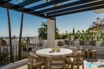 3 bedroom Apartment for Sale in Nueva Andalucía-34650