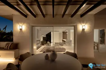 3 bedroom Apartment for Sale in Nueva Andalucía-34656