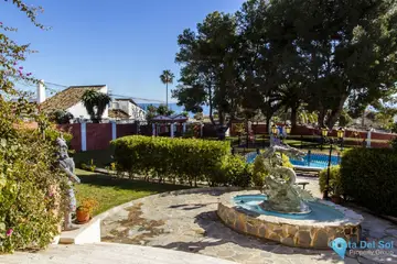6 bedroom House for Sale in Estepona-34701