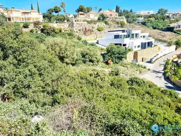 1944m2 Plot for Sale in Benahavís-34723