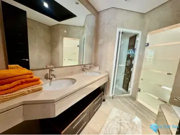 2 bedroom Apartment for Sale in Puerto Banús-34740