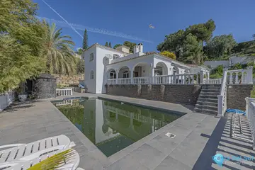 4 bedroom House for Sale in El Paraiso-34800