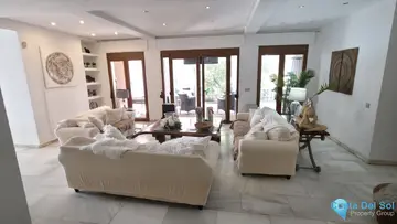 6 bedroom House for Sale in Atalaya-35080