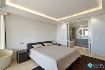 3 bedroom Apartment for Sale in Nueva Andalucía-35105