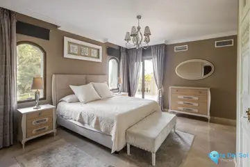 6 bedroom House for Sale in El Paraiso-35352