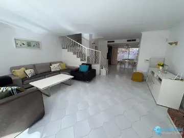 3 bedroom House for Sale in Miraflores-82977