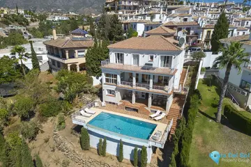 6 bedroom House for Sale in Mijas-35430