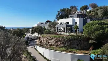 4 bedroom House for Sale in Elviria-35518