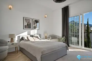 5 bedroom House for Sale in Marbella-35581