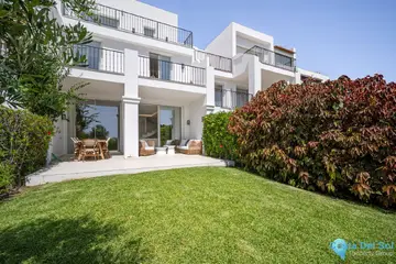 4 bedroom House for Sale in La Quinta-35661
