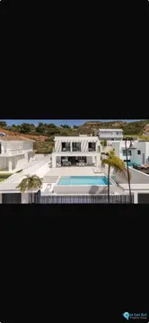 5 bedroom House for Sale in La Cala de Mijas-35694