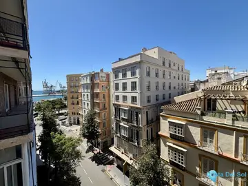 9 bedroom Apartment for Sale in Málaga Centro-35828