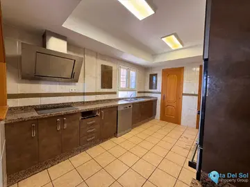4 bedroom House for Sale in Estepona-35929
