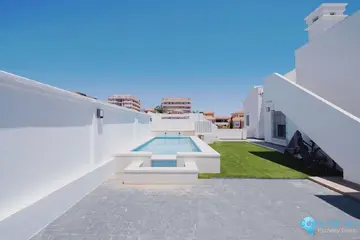 4 bedroom House for Sale in Manilva-35989