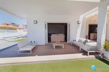 4 bedroom House for Sale in Manilva-35990