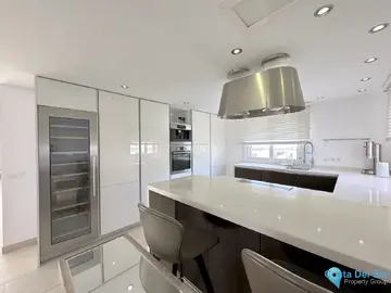 3 bedroom Apartment for Sale in Estepona-36112