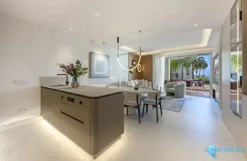 3 bedroom Apartment for Sale in New Golden Mile-36406