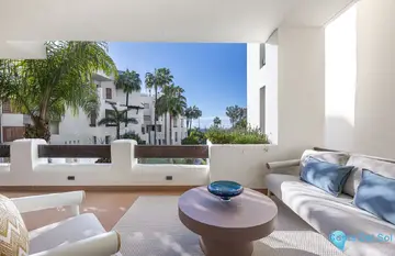 3 bedroom Apartment for Sale in New Golden Mile-36410