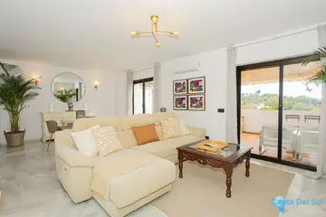 2 bedroom Apartment for Sale in The Golden Mile-83017