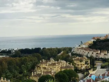 5 bedroom House for Sale in Casares-36537