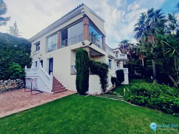 6 bedroom House for Sale in El Paraiso-36793