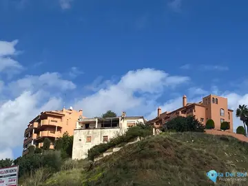 952m2 Plot for Sale in Los Pacos-36881