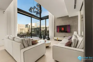 5 bedroom House for Sale in Río Real-36890