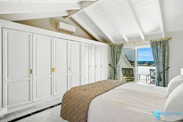 3 bedroom Apartment for Sale in The Golden Mile-37011