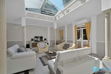 10 bedroom House for Sale in Marbella-37047