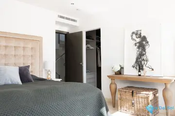 3 bedroom House for Sale in The Golden Mile-37085