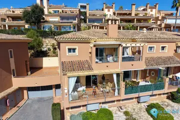 4 bedroom Apartment for Sale in La Mairena-80936