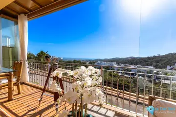 4 bedroom Apartment for Sale in La Mairena-80941