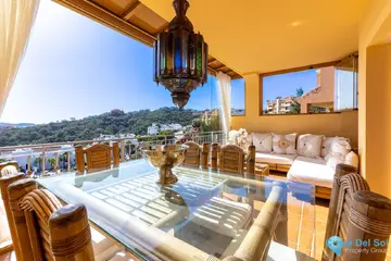 4 bedroom Apartment for Sale in La Mairena-80945