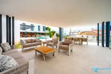4 bedroom House for Sale in El Chaparral-37165