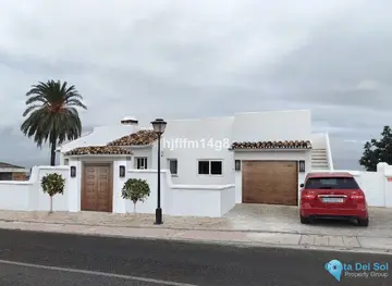 4 bedroom House for Sale in Nueva Andalucía-37203