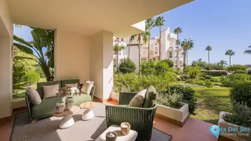 3 bedroom Apartment for Sale in New Golden Mile