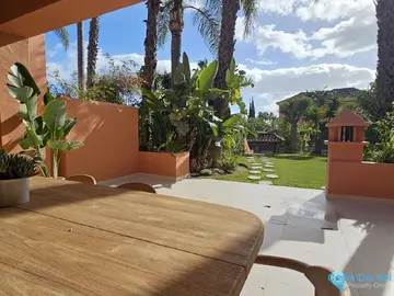 4 bedroom House for Sale in The Golden Mile-37346