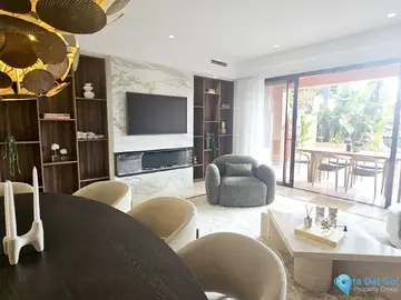 4 bedroom House for Sale in The Golden Mile-37349