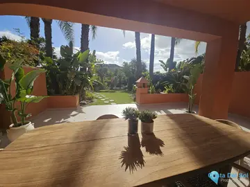 4 bedroom House for Sale in The Golden Mile-37352