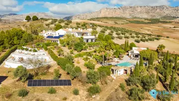 13 bedroom House for Sale in Villanueva De La Concepcion-37376
