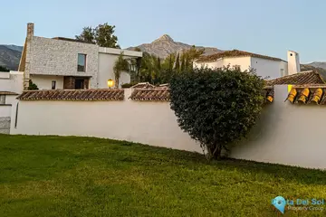 4 bedroom House for Sale in Nueva Andalucía-37393
