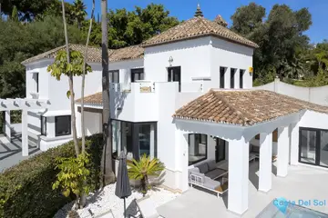 5 bedroom House for Sale in El Paraiso-37442