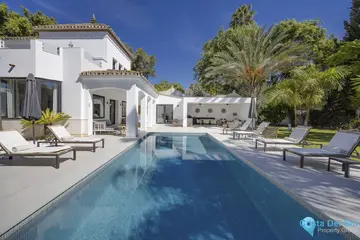 5 bedroom House for Sale in El Paraiso-37447