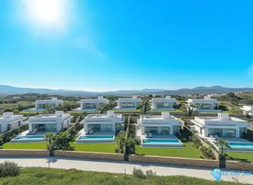 5000m2 Plot for Sale in Estepona-37497