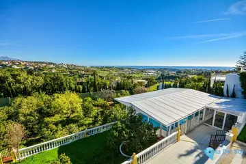8 bedroom House for Sale in Estepona-37731