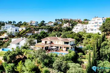 5 bedroom House for Sale in La Mairena-37863