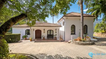 5 bedroom House for Sale in Alhaurín el Grande-38121