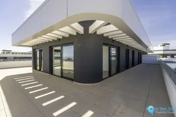 4 bedroom Apartment for Sale in Los Alamos-38197