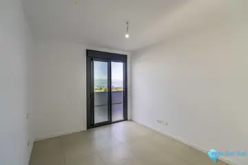 4 bedroom Apartment for Sale in Los Alamos-38202